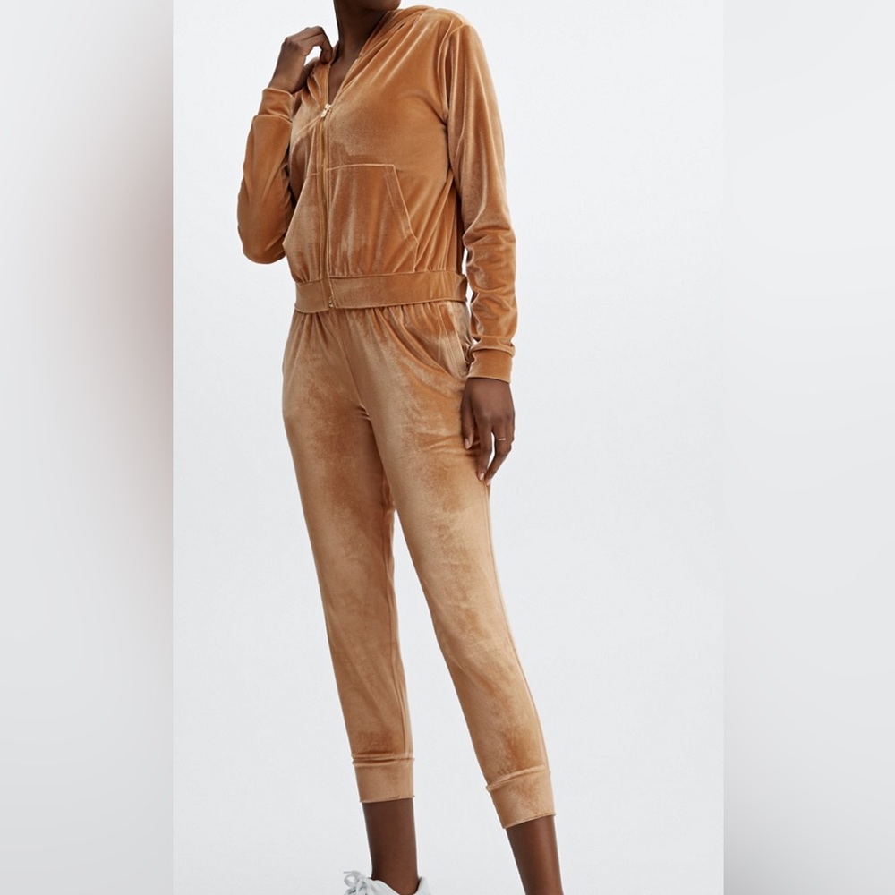 Fun velour jogger track suit by Fabletics.  Get cozy and sparkly for Christmas!
